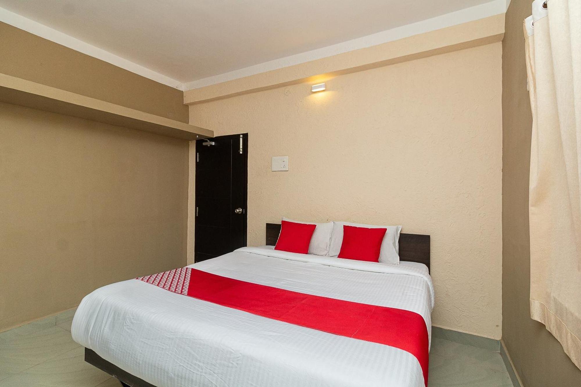 Oyo Green Hills Villa Kuttalam  Exterior photo