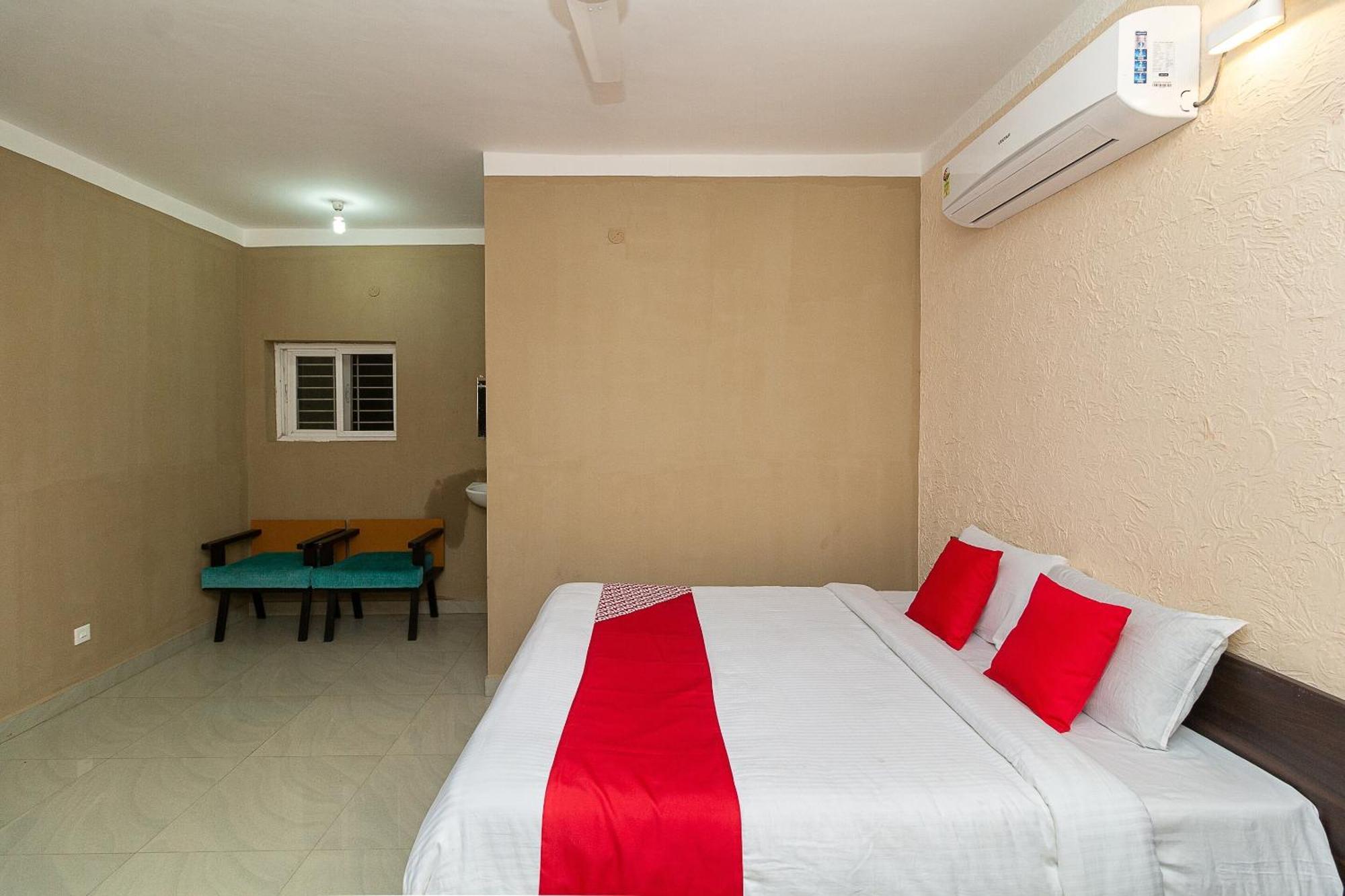 Oyo Green Hills Villa Kuttalam  Exterior photo