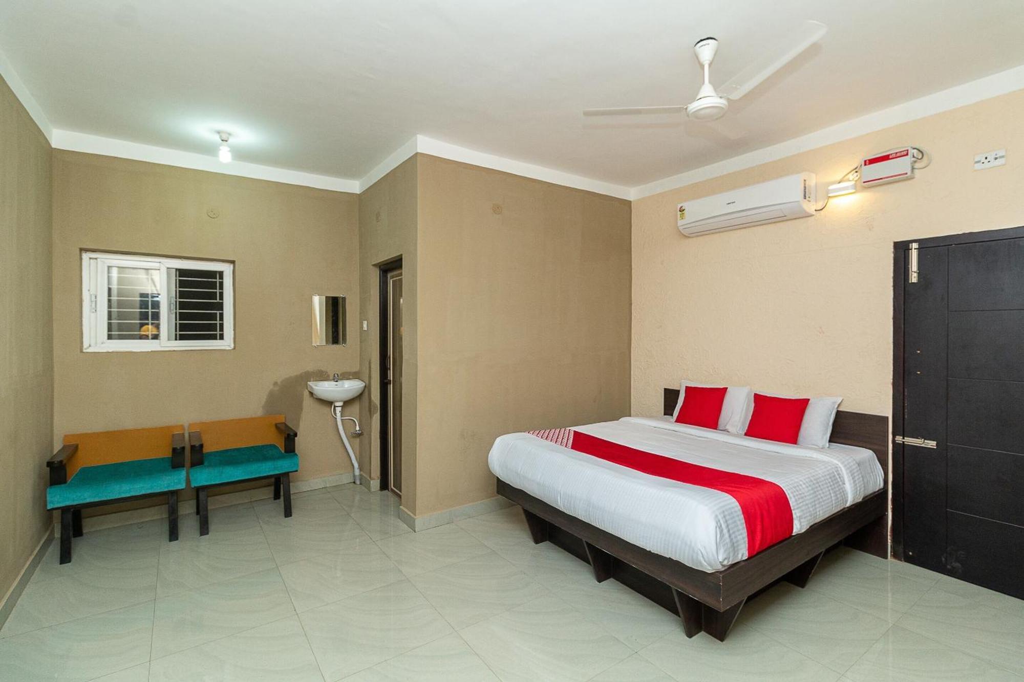 Oyo Green Hills Villa Kuttalam  Exterior photo
